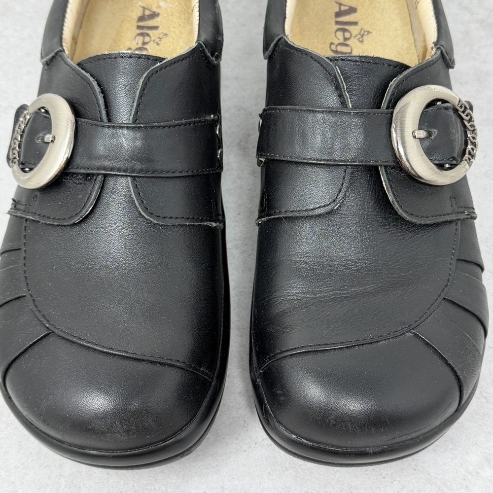 Alegria Black Leather Khloe Professional Clog with Silver Buckle EU37/US7 - Picture 3 of 11